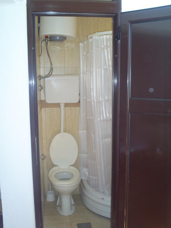 Apartmani Dado Ulcinj Exterior photo